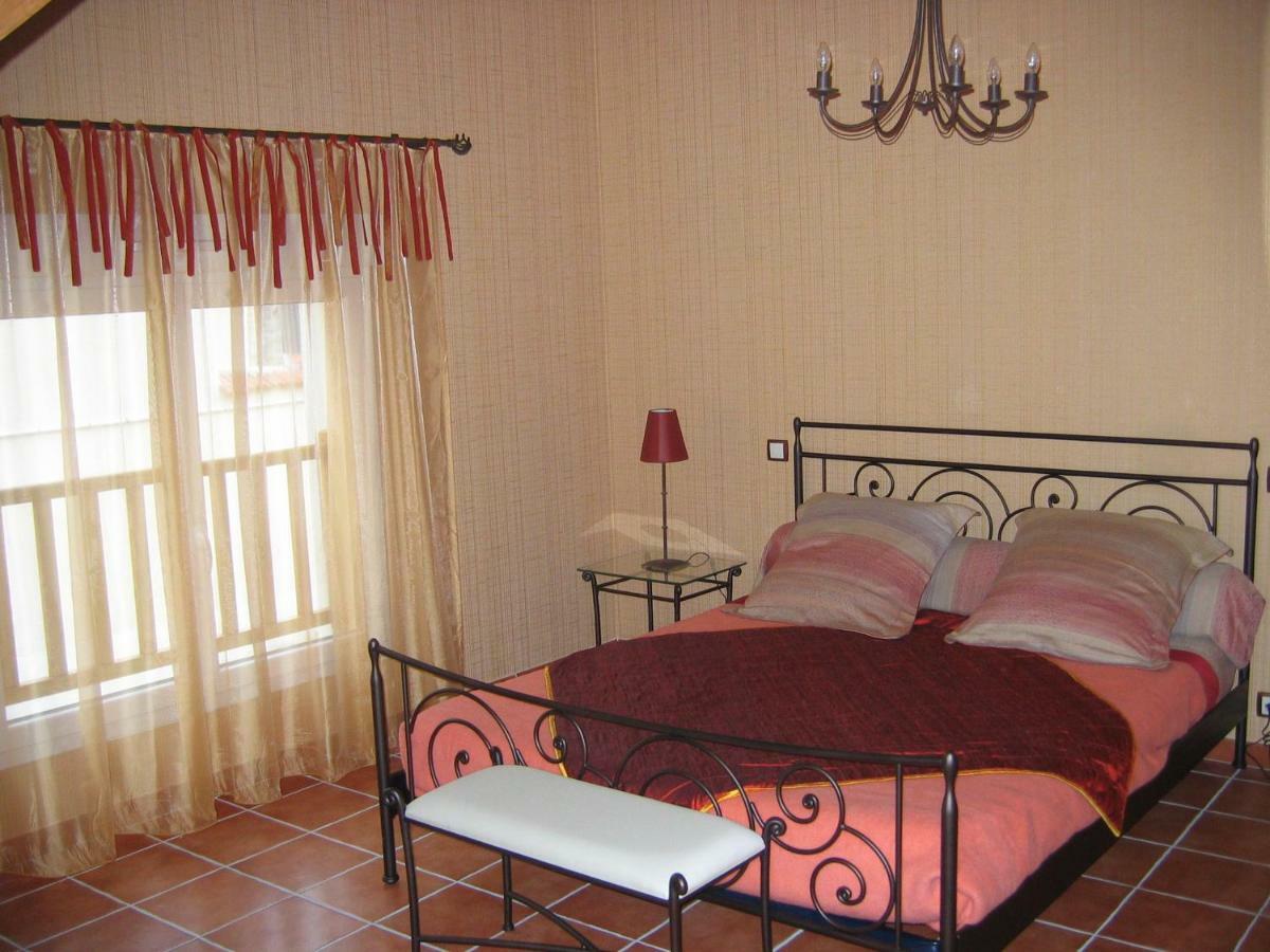 Champagne Et Chambres D'Hotes Pierre Trichet Trois-Puits Luaran gambar
