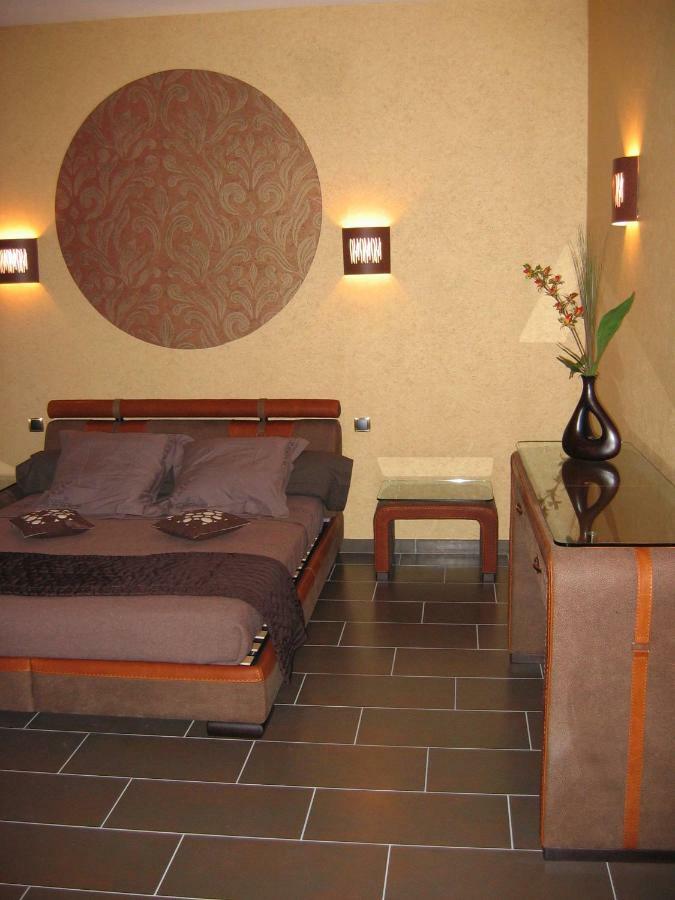 Champagne Et Chambres D'Hotes Pierre Trichet Trois-Puits Luaran gambar