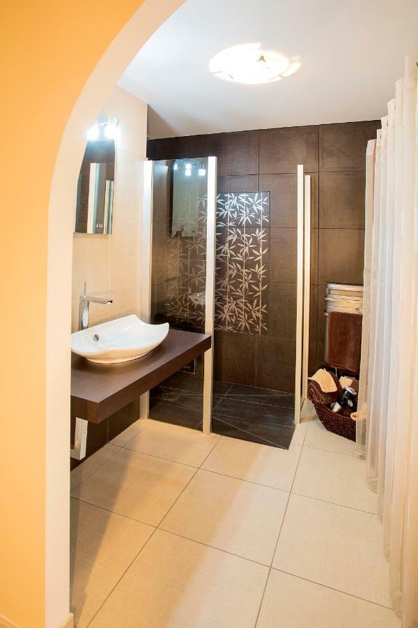 Champagne Et Chambres D'Hotes Pierre Trichet Trois-Puits Luaran gambar