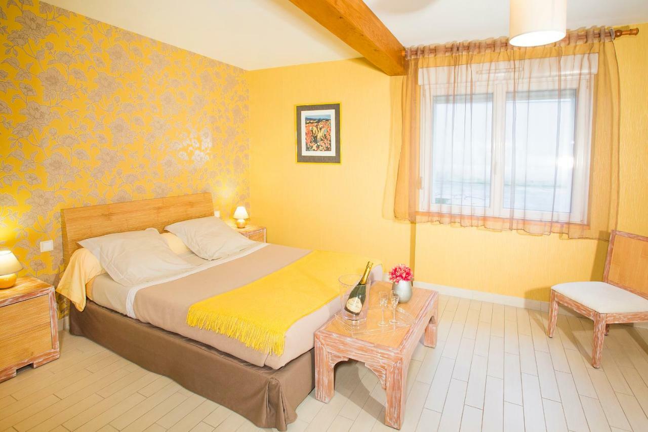 Champagne Et Chambres D'Hotes Pierre Trichet Trois-Puits Luaran gambar