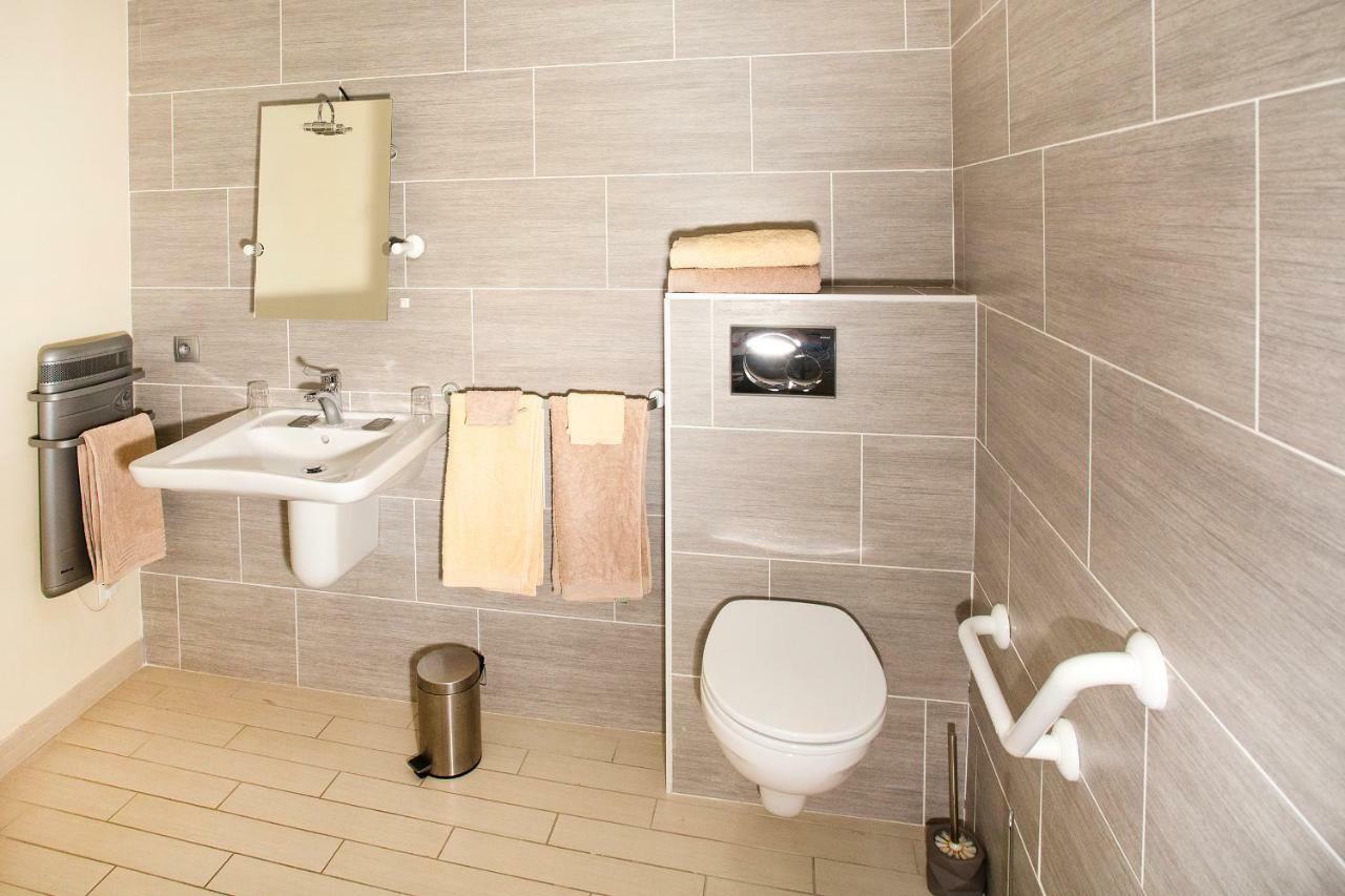 Champagne Et Chambres D'Hotes Pierre Trichet Trois-Puits Luaran gambar